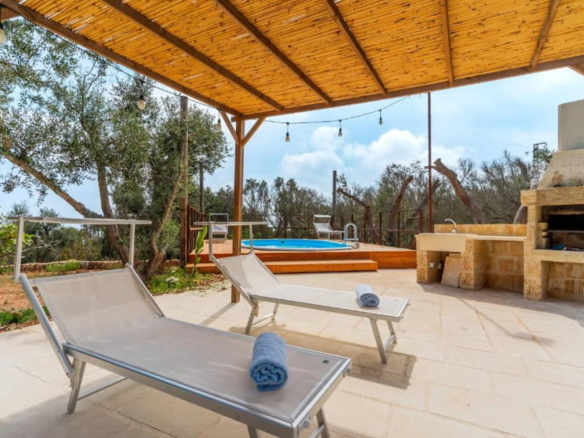 villa-eos-andrano-con-piscina-privata-e-vista-mare